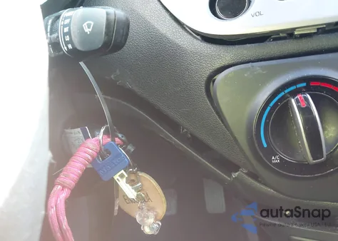 2020 Hyundai Accent Se z USA, uszkodzony, nr VIN 3KPC24A65LE104531